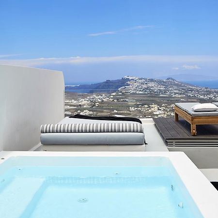 White & Co. La Torre Suites Pýrgos エクステリア 写真