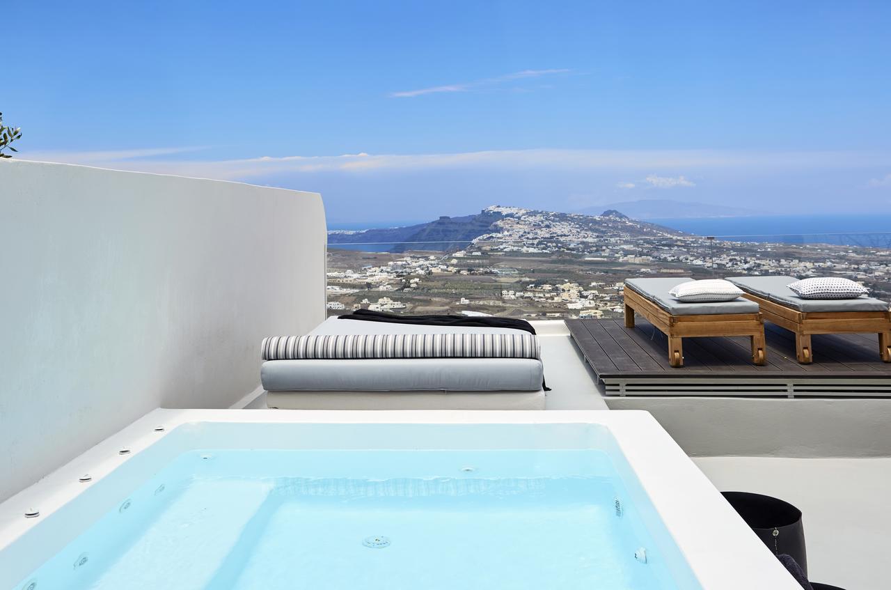 White & Co. La Torre Suites Pýrgos エクステリア 写真