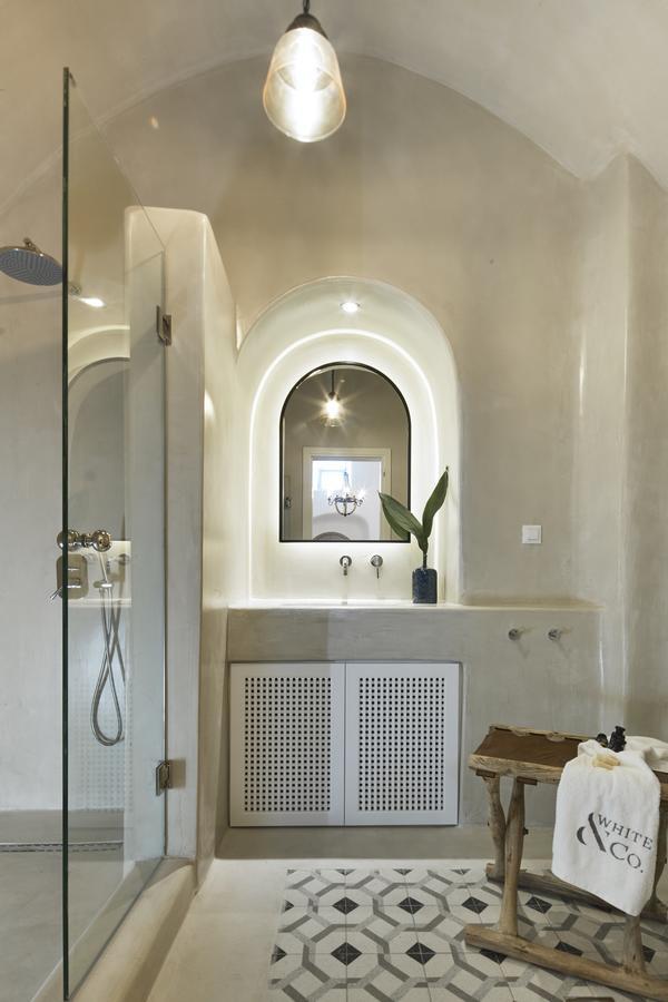 White & Co. La Torre Suites Pýrgos エクステリア 写真